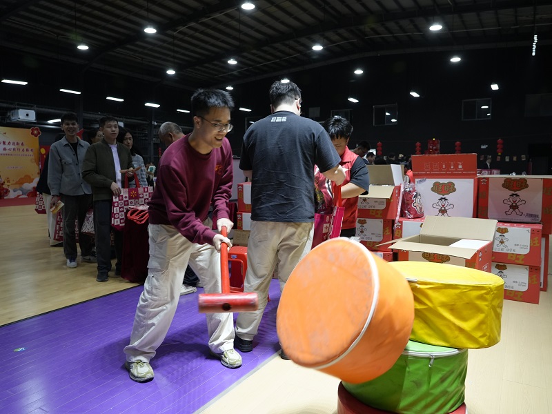 1771060349132955.jpg 一锤定音游戏进行中.jpg